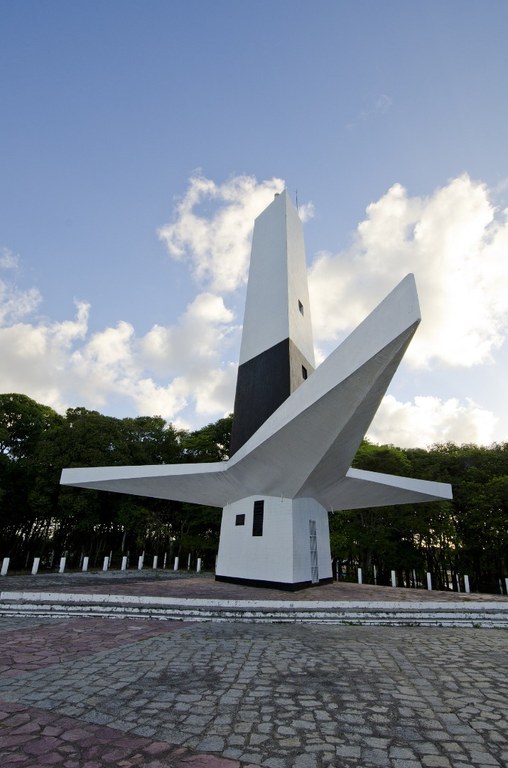 Farol Cabo Branco - Pixabay - Igor Suassuna.jpg