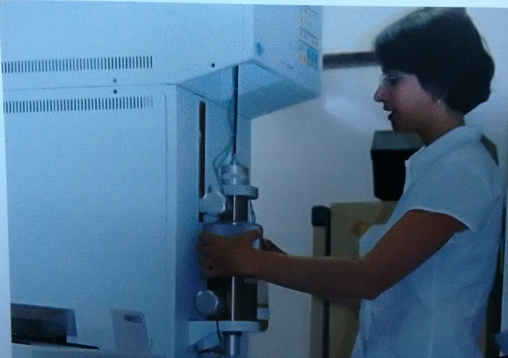 06_Laboratório de Termoquímica e Materiais CCEN_2005.jpg