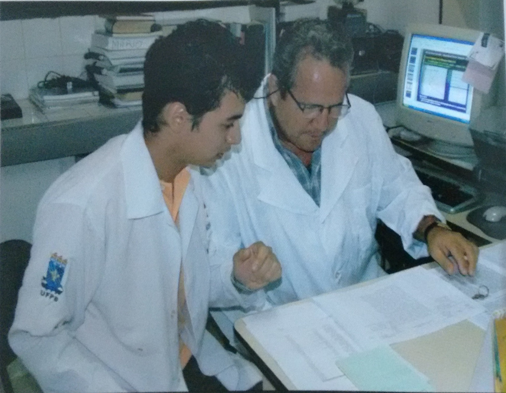 07_Laboratório de Termoquímica e Materiais CCEN_2005.jpg