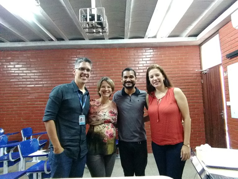 Foto Max, Thiago, Mariana e Rafaela