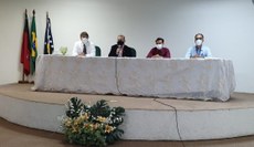 No acolhimento, foi ministrada uma palestra sobre medidas de prevenção para controle da infecção, ministrada por membros da Comissão de Controle Hospitalar, e outra sobre ética na prática médica, realizada pelo presidente do CRM-PB. Foto: Oriel Farias