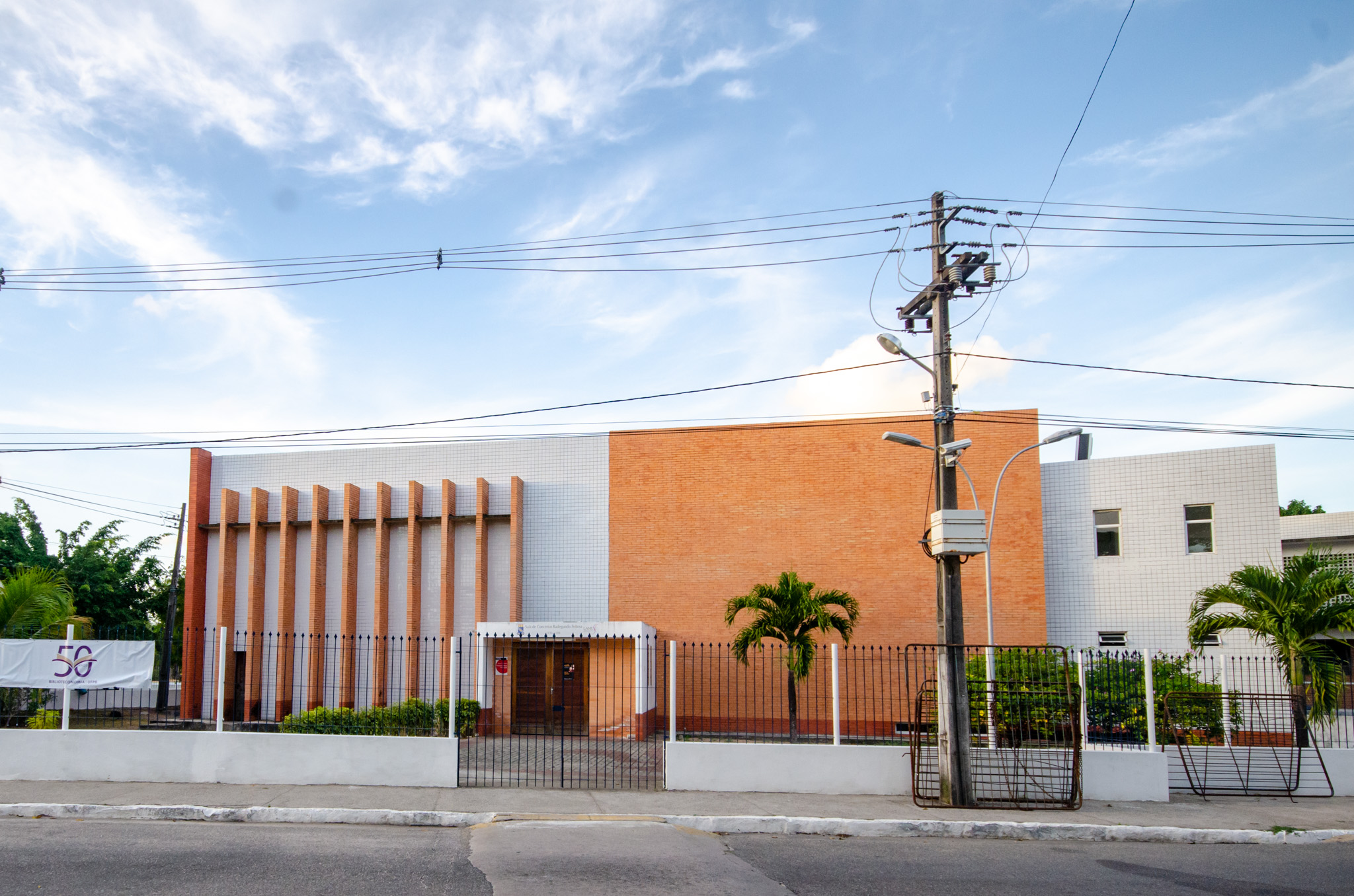 ARTIGO DE PESQUISADOR DA UFPB SOBRE VILLA-LOBOS É PUBLICADO NA REVISTA INGLESA THE STRAD Foto: Angélica Gouveia