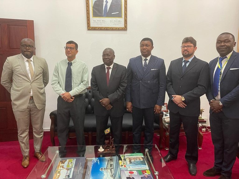 Docentes da UFPB vão ministrar seminários sobre carcinicultura e mandiocultura na República de Camarões