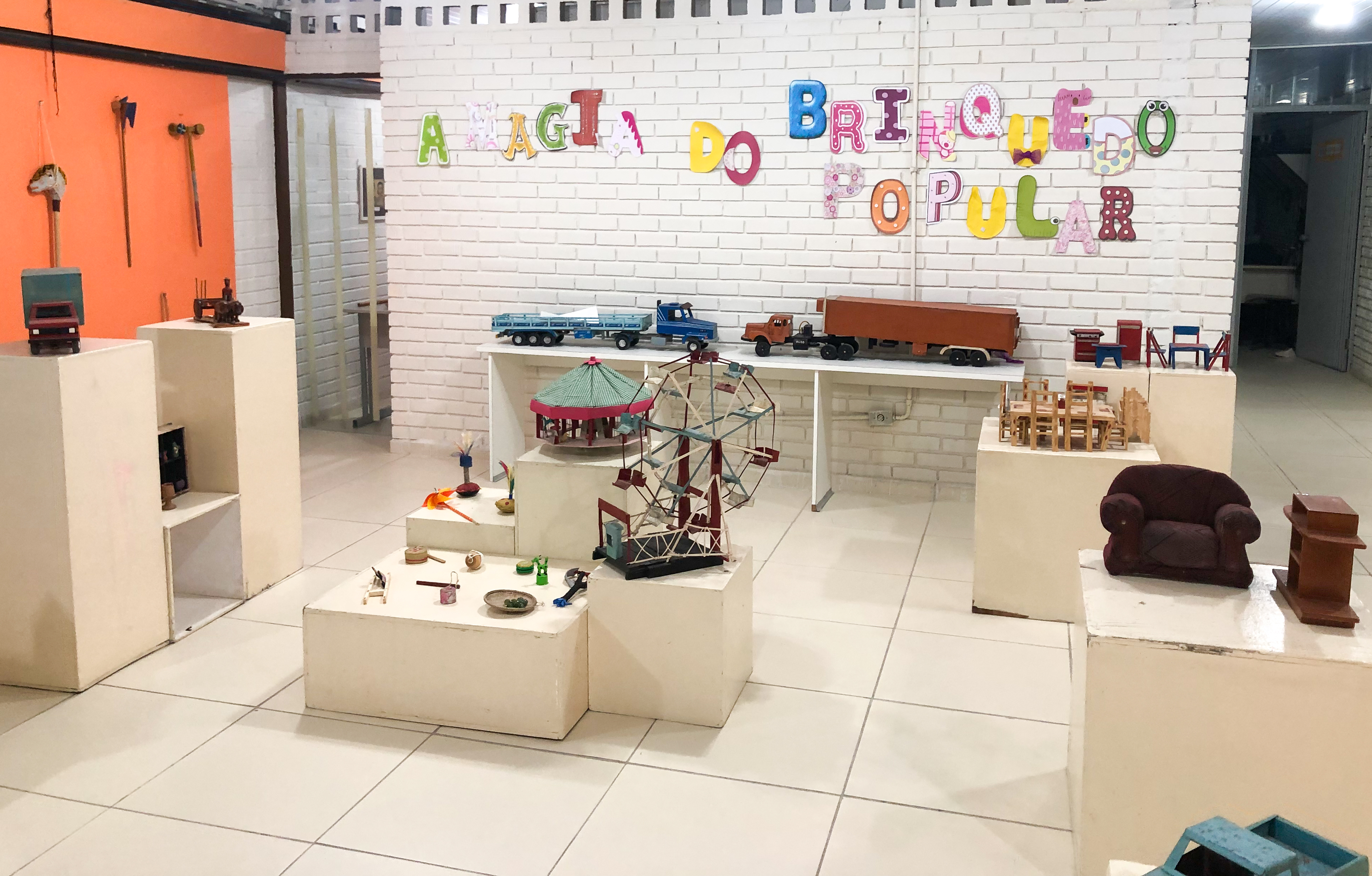 Brinquedos Populares — Programa do Artesanato Paraibano