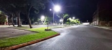 As luminárias LED também visam melhorar a segurança em vias públicas, como estas na imagem, em frente à Reitoria da UFPB. Foto: Sinfra/UFPB
