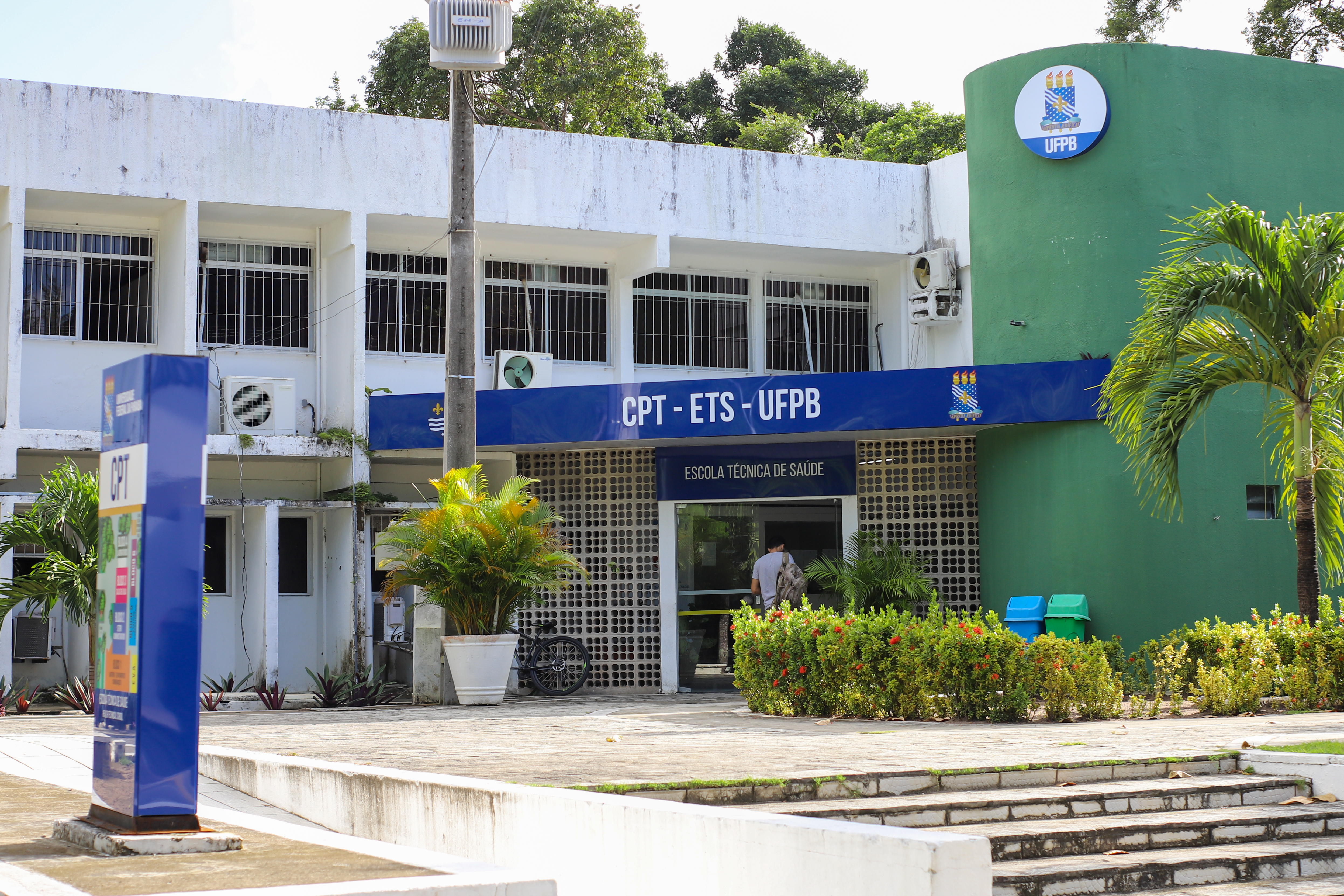 UFPB OFERECE 20 VAGAS PARA CURSO TÉCNICO DE CUIDADOR DE IDOSOS Foto: Angélica Gouveia