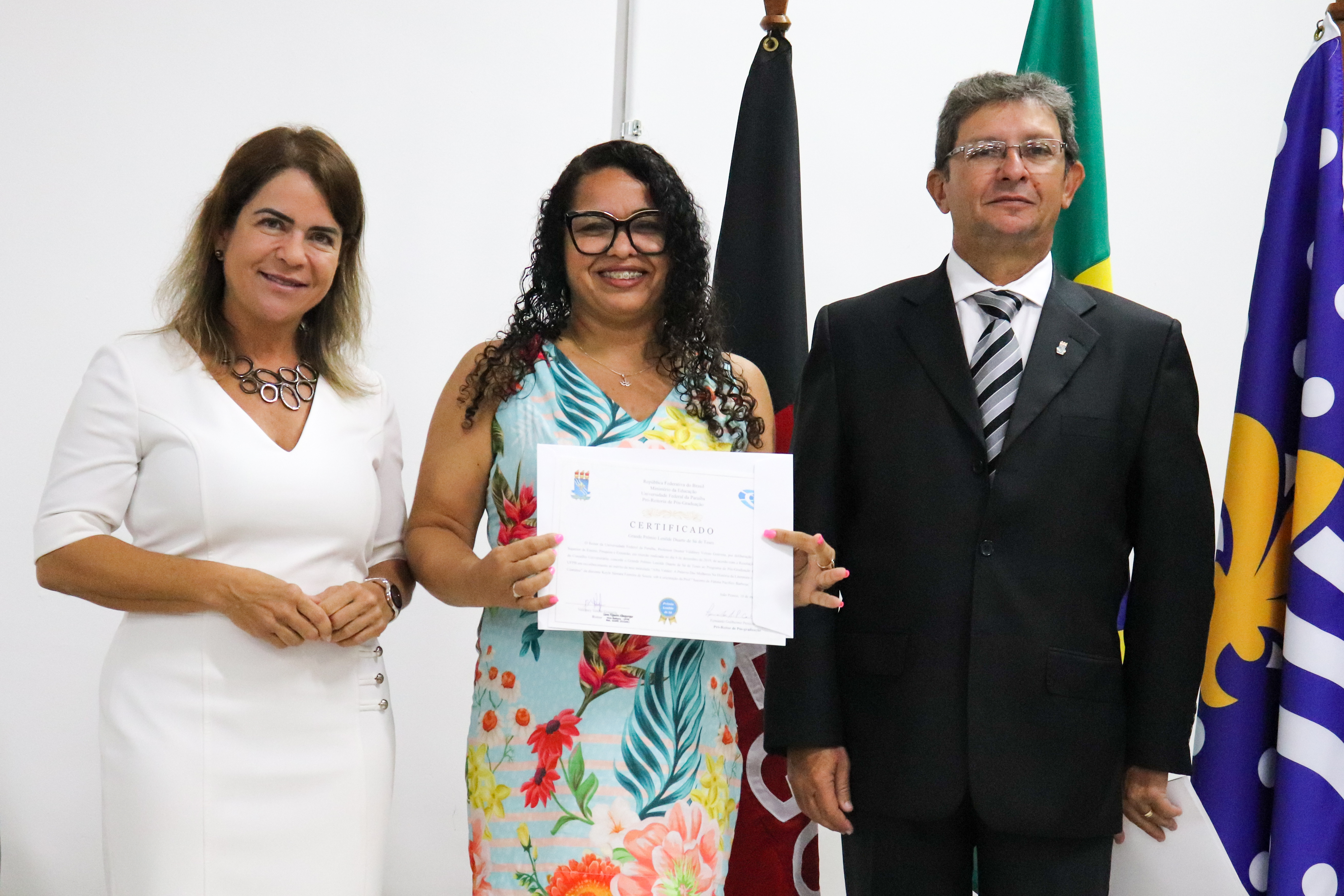 VENCEDORES DO PRÊMIO PRPG DE TESES E DO GRANDE PRÊMIO LENILDE DUARTE DE SÁ DE TESES RECEBEM CERTIFICADOS DA UFPB Foto: Angélica Gouveia