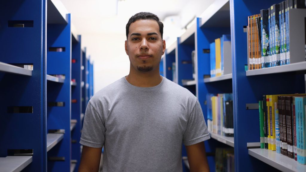 A imagem atual não possui texto alternativo. O nome do arquivo é: 190120262.jpg